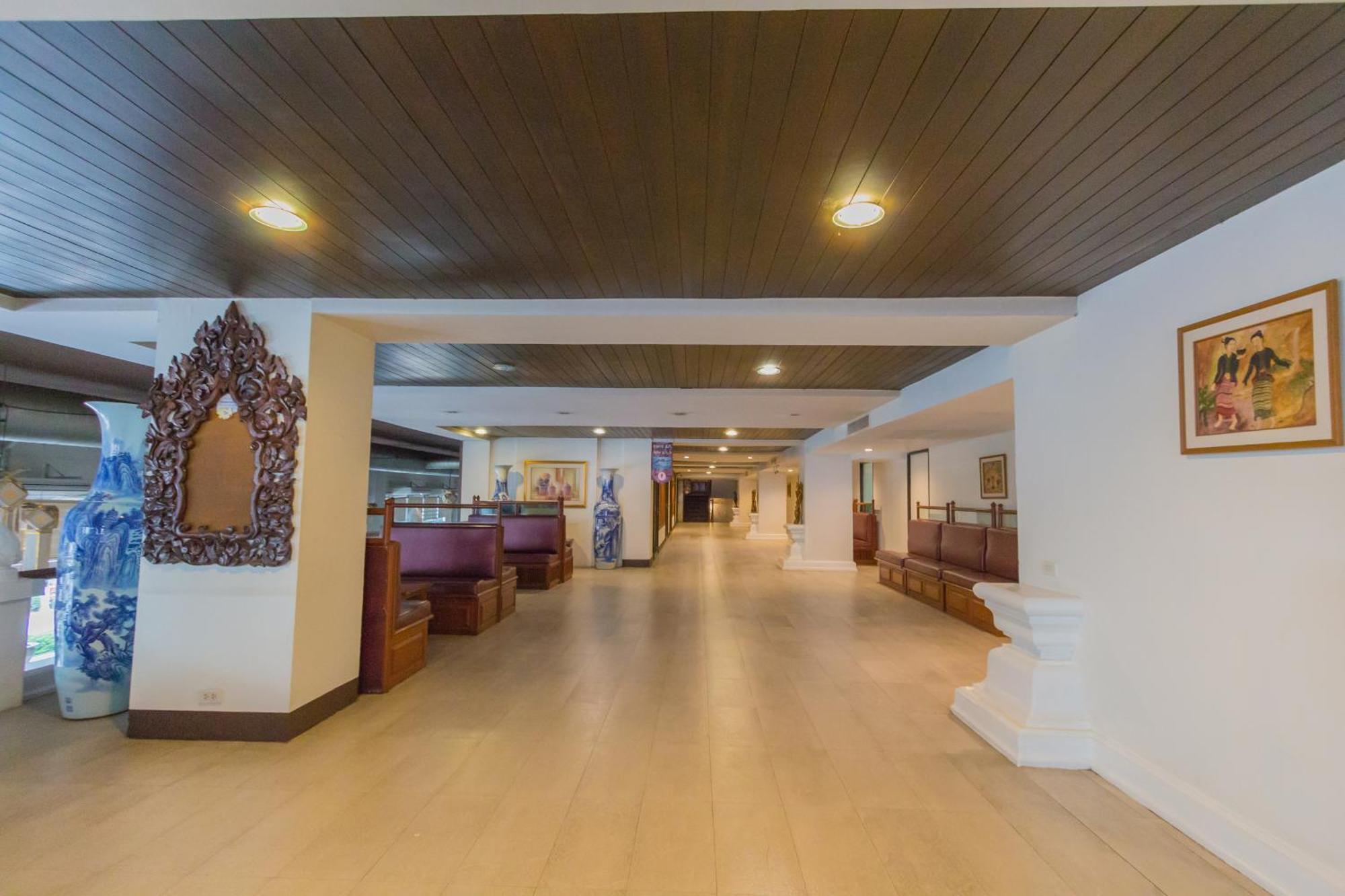 Bp Chiangmai City Hotel Chiang Mai Esterno foto