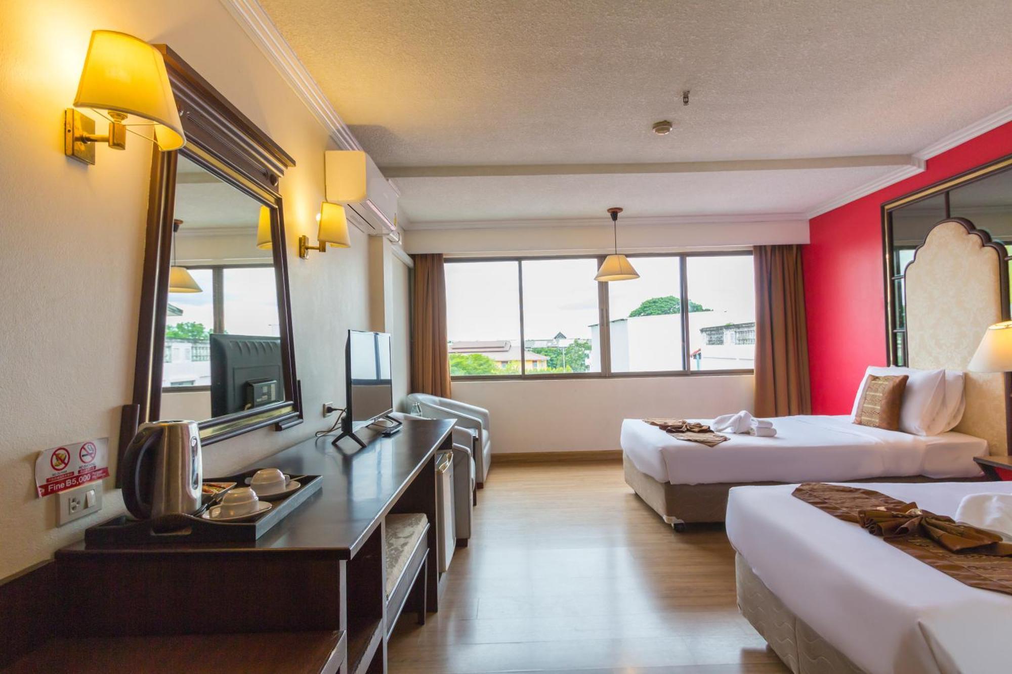 Bp Chiangmai City Hotel Chiang Mai Esterno foto